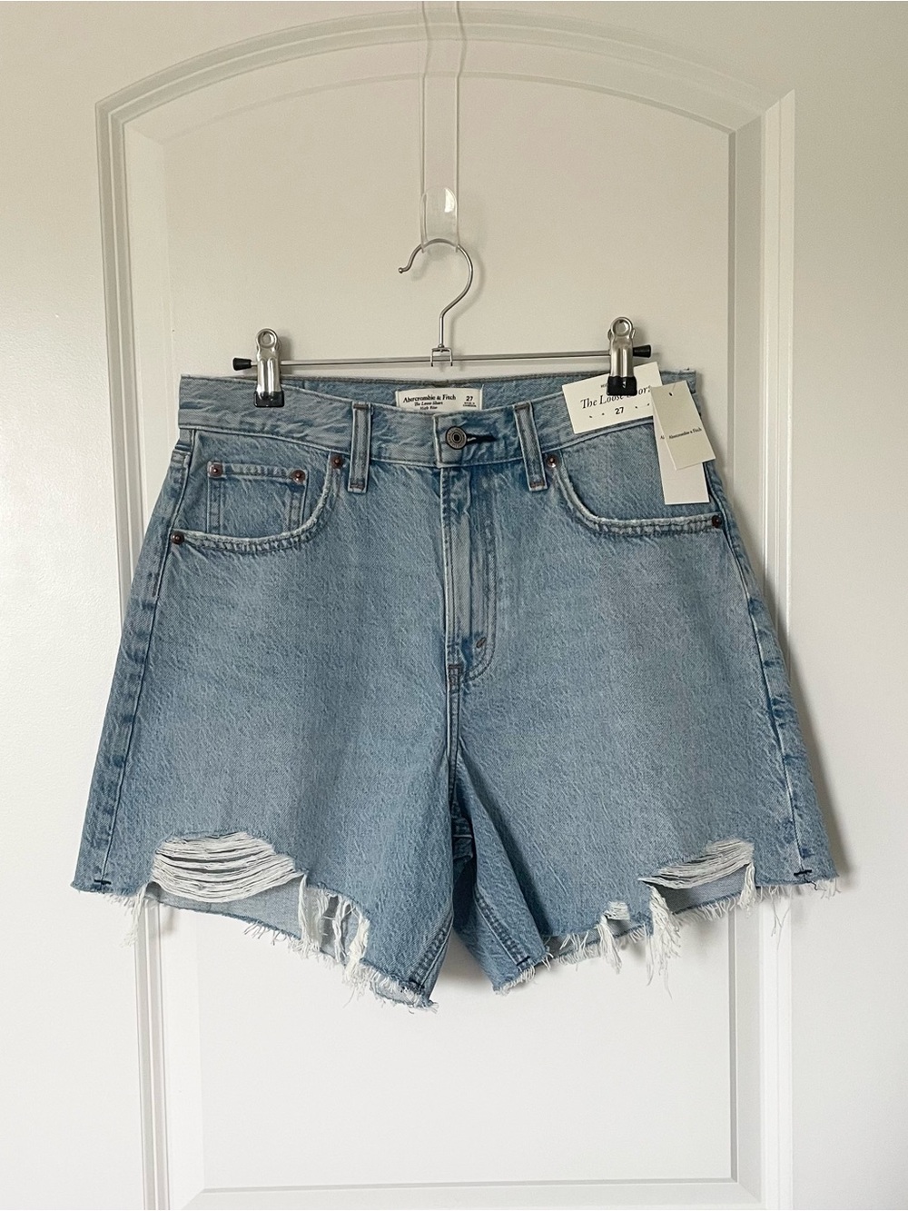 Abercrombie & Fitch High Rise Loose Denim Shorts - Picture 9 of 16